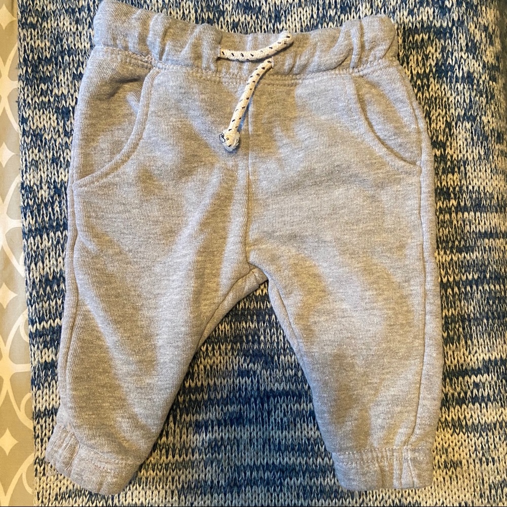 Zara baby joggers 6-9 months